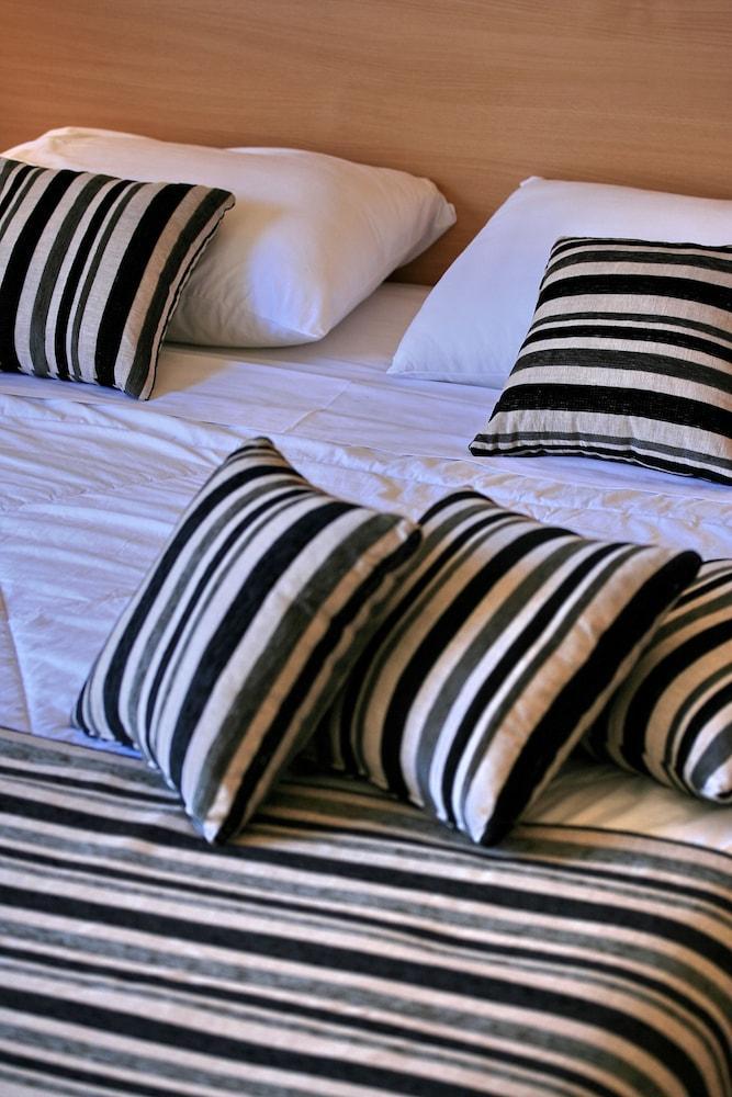 All Senses Ocean Blue Sea Side Resort (Adults Only) Petaloudes Экстерьер фото