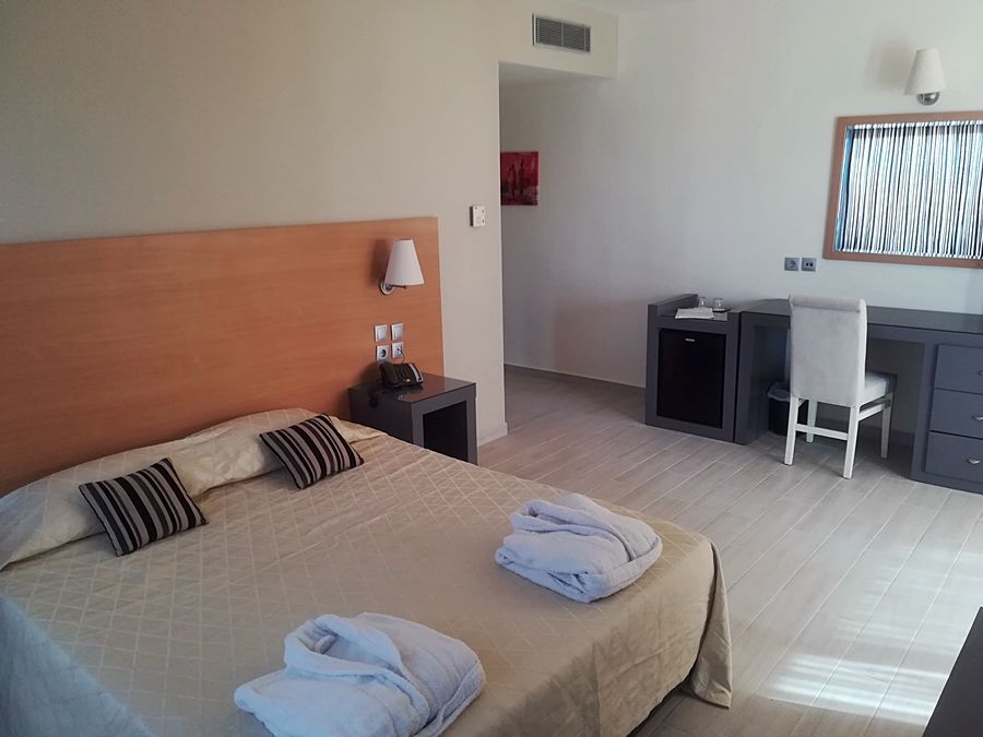 All Senses Ocean Blue Sea Side Resort (Adults Only) Petaloudes Экстерьер фото